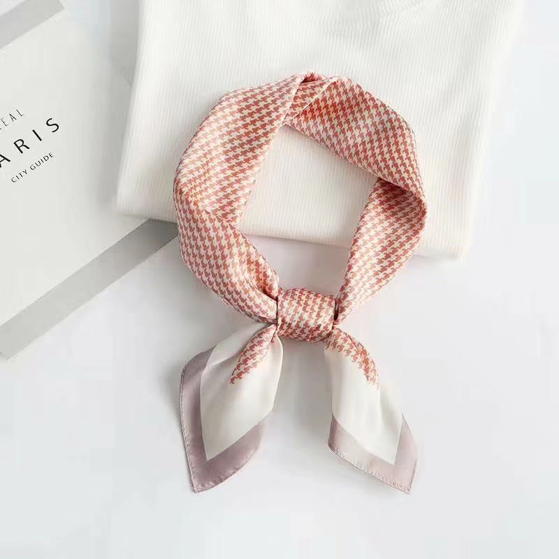 Fashion Casual All Match Small Square Scarf Scarf Pink Thousand Bird Lattice Specification drawing