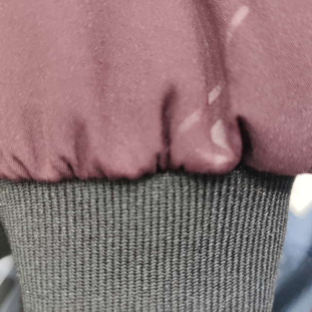 The 2020 spring new men's jacket, a thin Korean-style slim-fit youth round-neck coat, a solid-color zipper coat, is cool and trendy details Picture