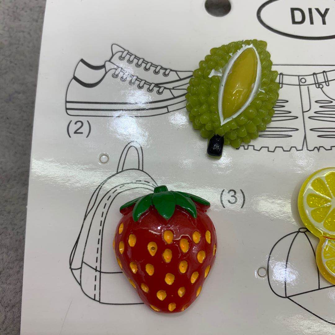 Cute fruit hairpins for children and girls, bright acrylic headbands with strawberries details Picture