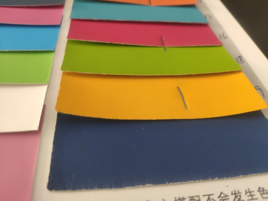 厂家直销热销新款   HP-018  PVC皮革大量现货高中低档箱包沙发鞋材面料细节图
