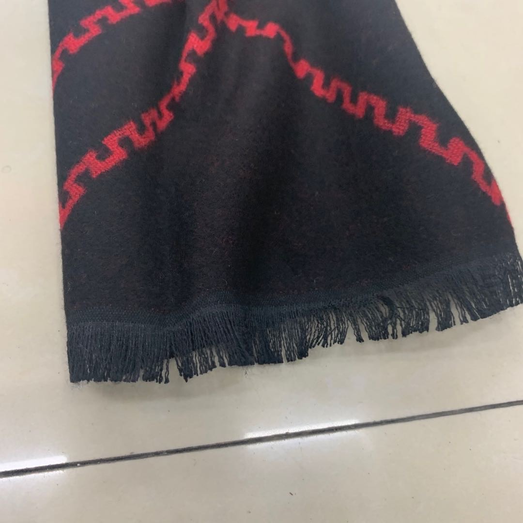 Warm striped long scarf, wine red and black fashionable scarf, direct sales from the manufacturer details Picture