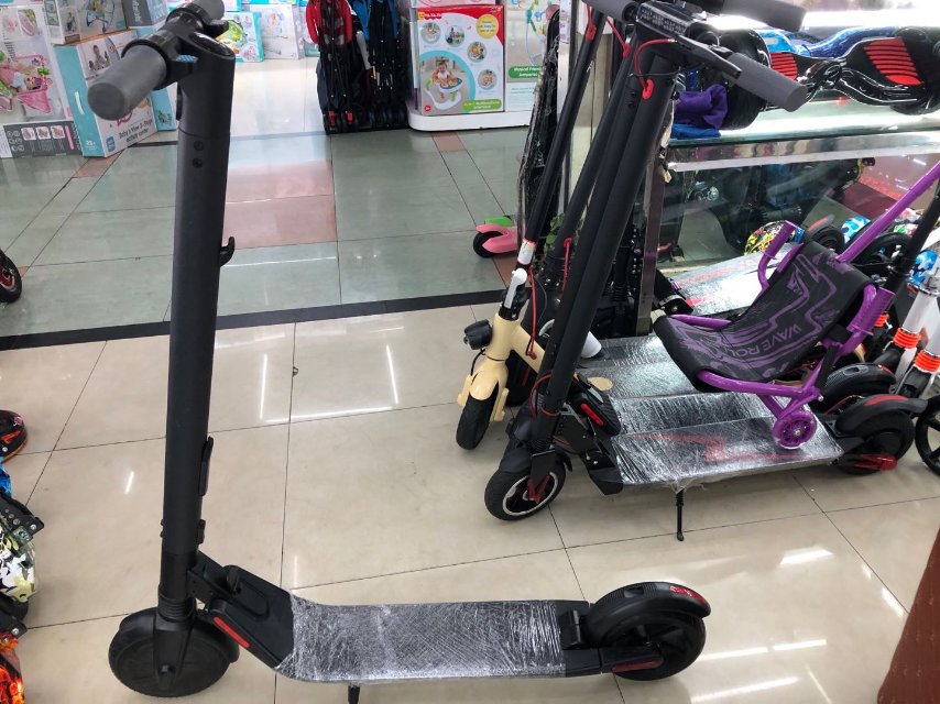 Factory direct sales of ZLE68A second-generation electric scooter for mobility