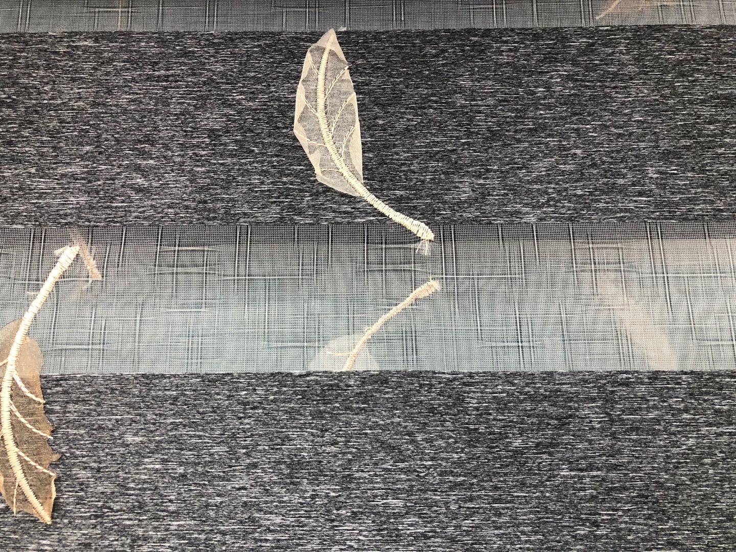 树叶绣花窗帘百叶窗卷帘客厅卧室定制成品办公室免打孔提花柔纱帘产品图