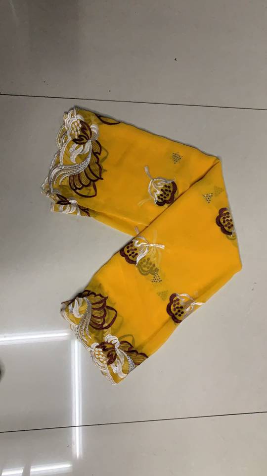 Muslim women's scarves, fashionable embroidered large headscarves and long scarves for export