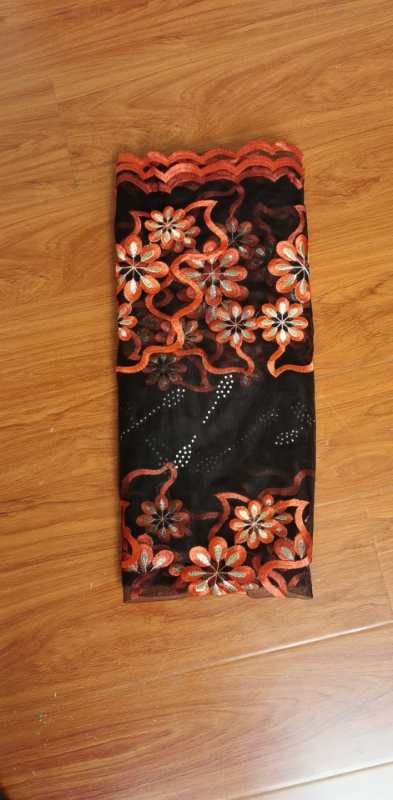 C205 American web-embroidered scarf, a fashionable and popular women's headscarf