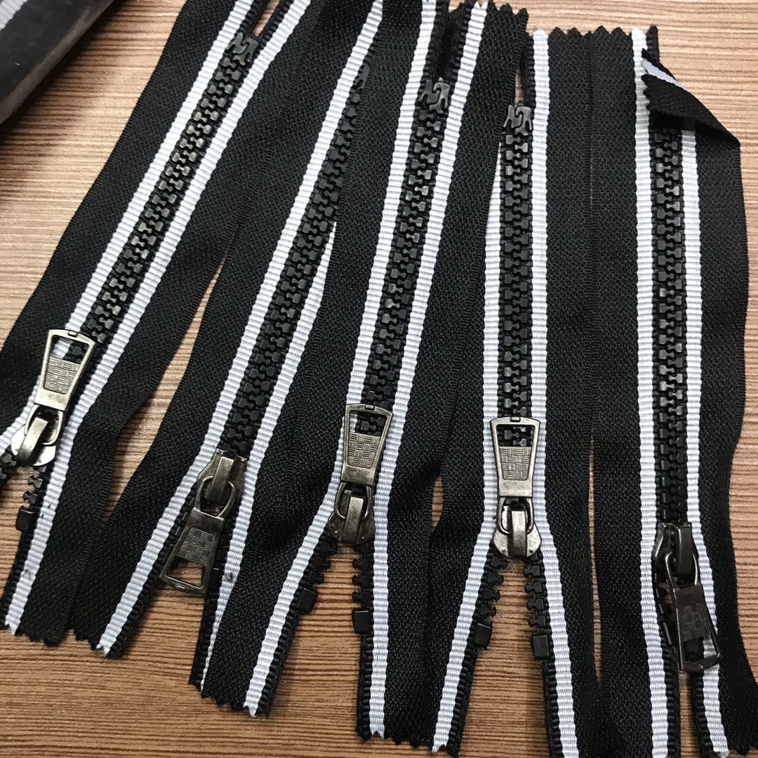 羽绒服拉链更换拉链配件树脂尼龙衣服长拉链宽齿带拉头3号可拆