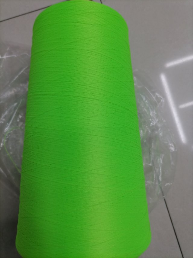 40D/1锦纶色纱线高强线丝线缝纫高强线尼龙缝纫线产品图