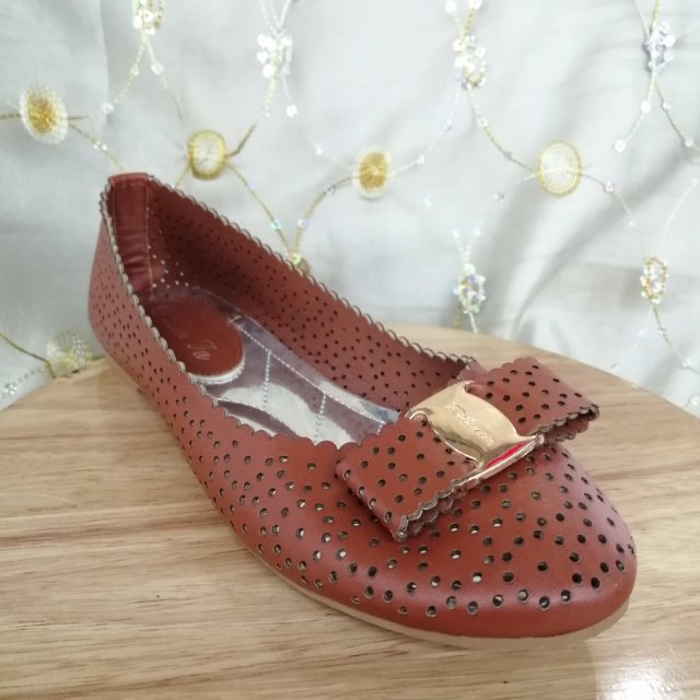 2023 Spring And Autumn New Female Soft Sole Handmade Four Season Shoes Round Head Fashion Casual Flat Flat Women's Shoes Spring And Summer New Doudou Comfortable Boat Shoes Single Shoes