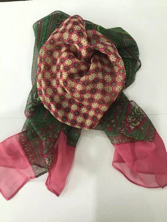 Women's Fashion Trend With The New Colorful Thick Classic Scarf