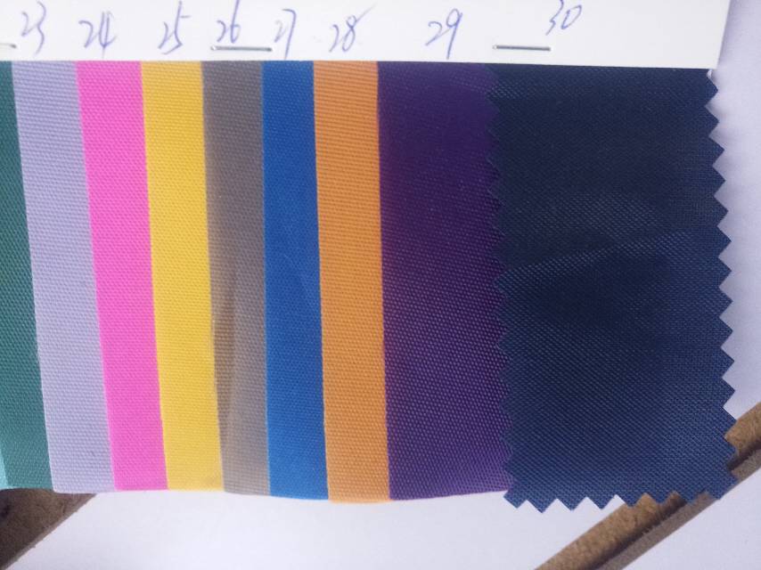 Factory direct sales of hot-selling new PVC leather products with large stock of high, medium and low-end luggage, sofa, shoe materials and fabrics Specification image