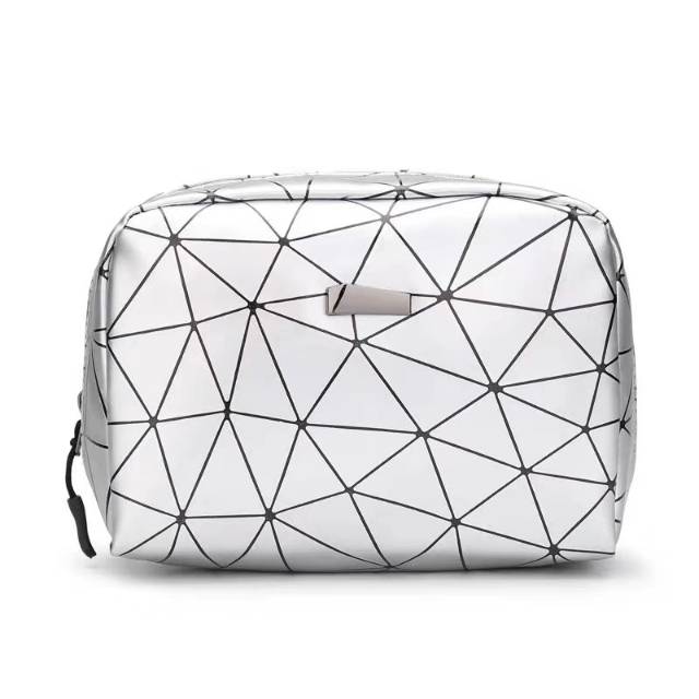 Factory direct sales, low price wholesale of triangular mesh leather with stock available details Picture