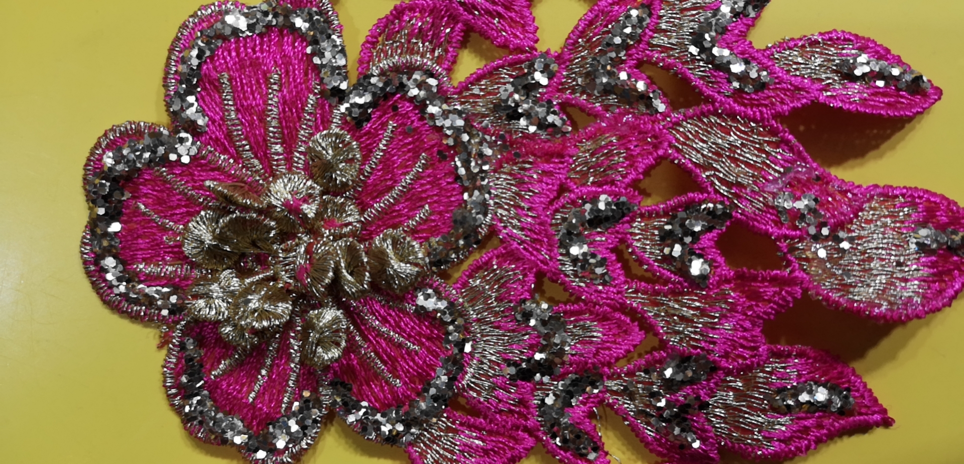 Corsage Shaped Material Bag Handmade Creative Jewelry Accessories Beaded Mixed Clothing Accessories Specification drawing