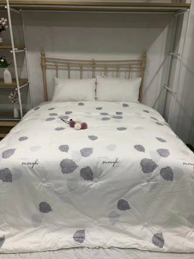 All-cotton printed spring and autumn quilt