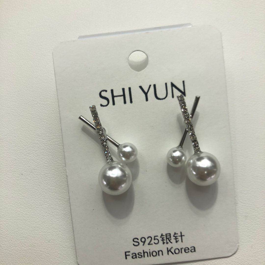 韩国东大门时尚珍珠耳钉水钻超闪气质名媛耳环产品图