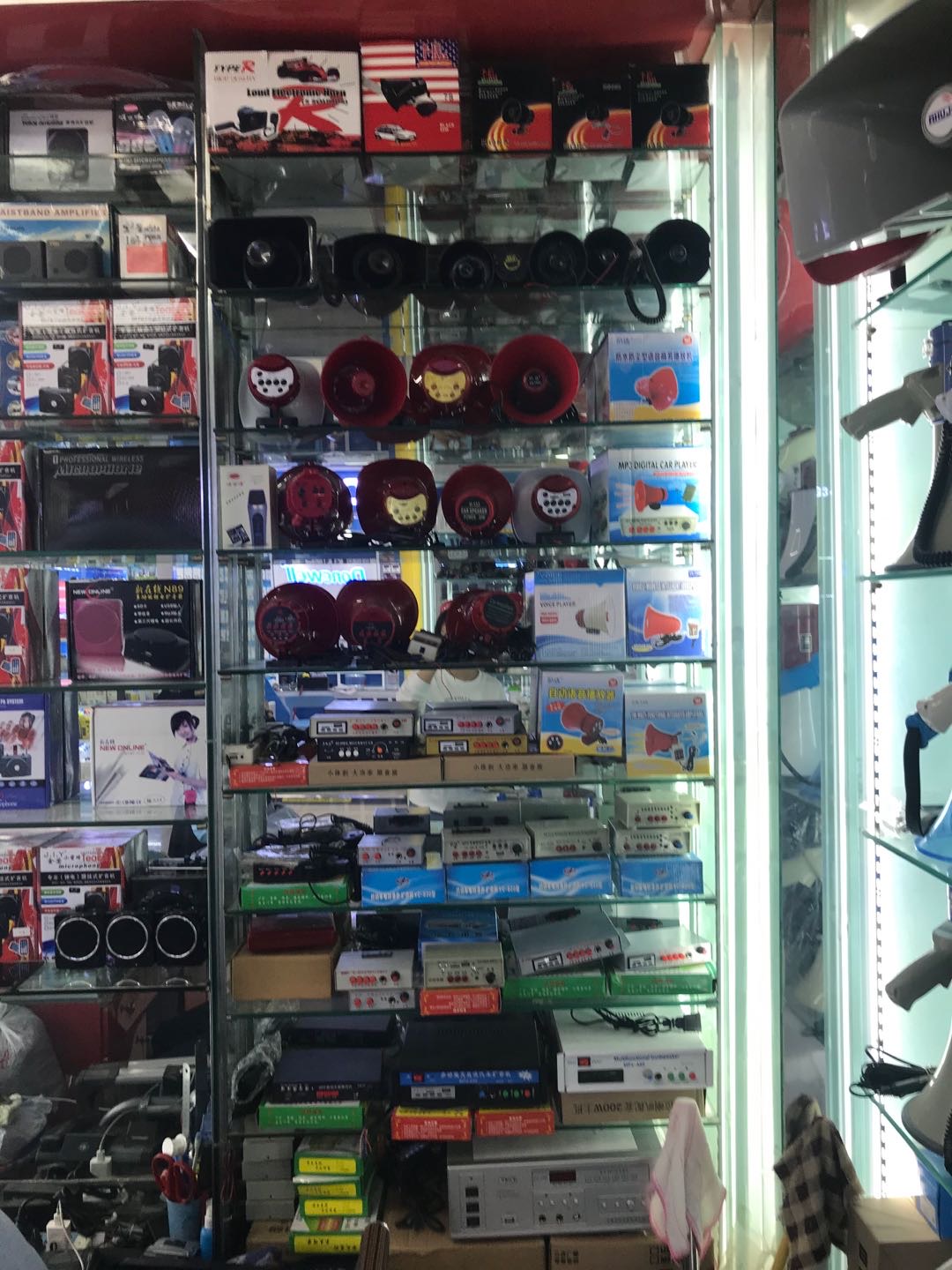 Yaochen brand loudspeaker Yiwu Direct Sales Office describe pic - 2