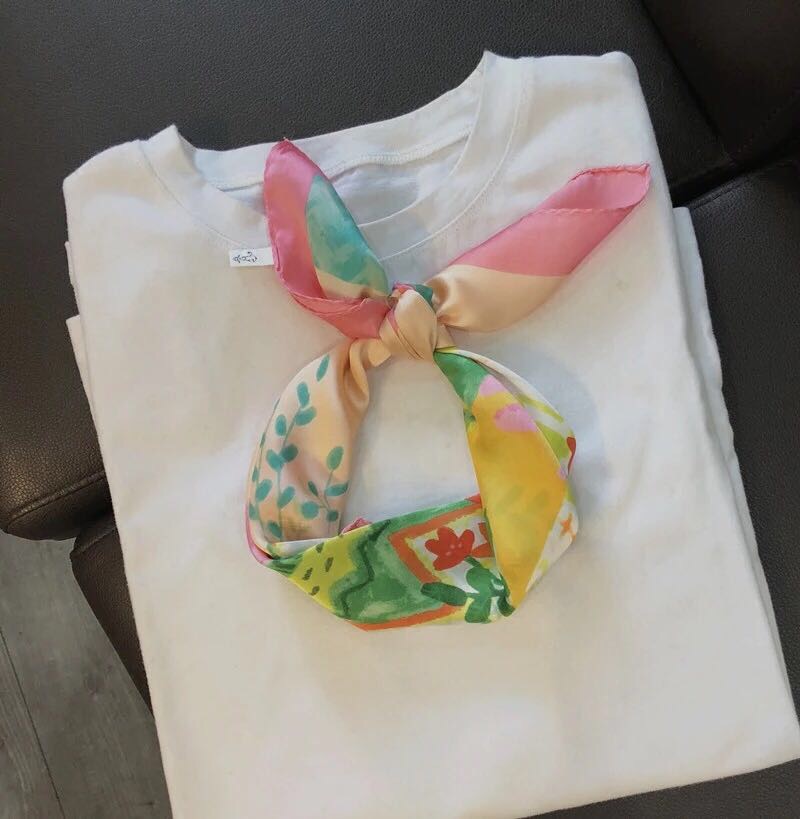 Korean Style Small Square Scarf Spring And Autumn Decorative Silk Scarf Summer Scarf Specification drawing