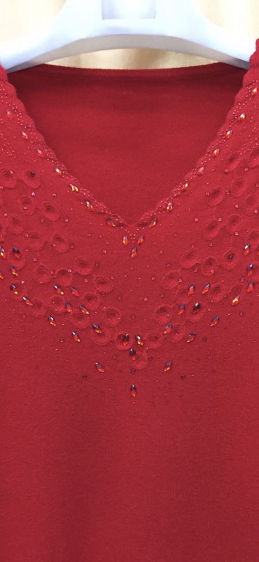 Wholesale of wool sweaters and sweaters for middle-aged and elderly women, which are slimming and warm Specification image
