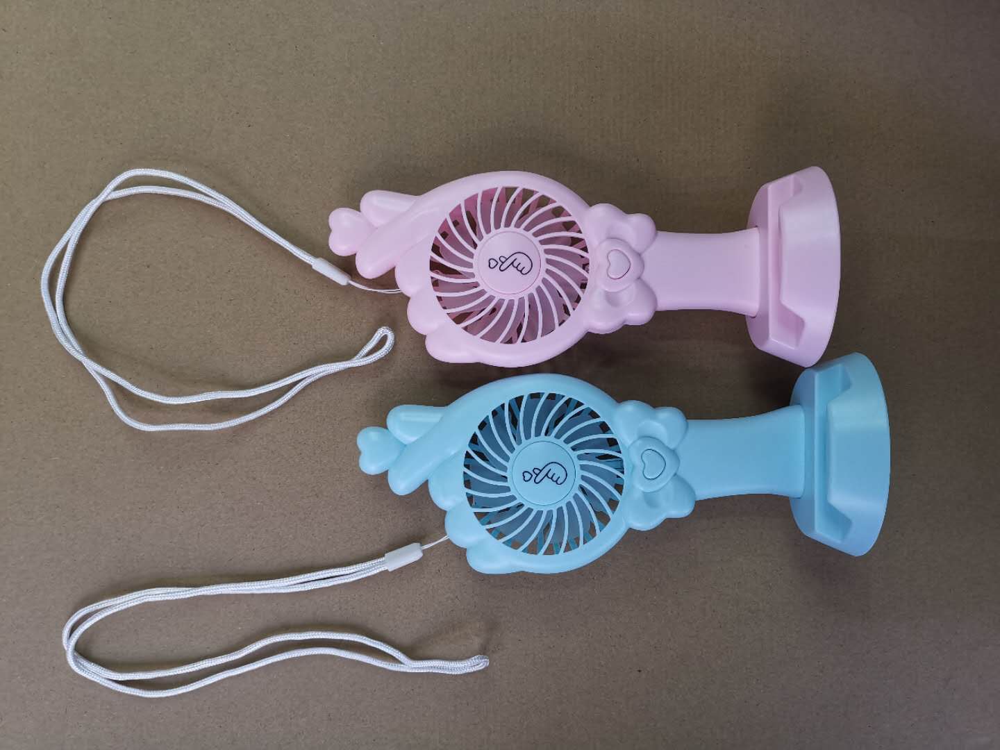 手持小风扇可充电便携式多功能迷你 学生风扇比心图案