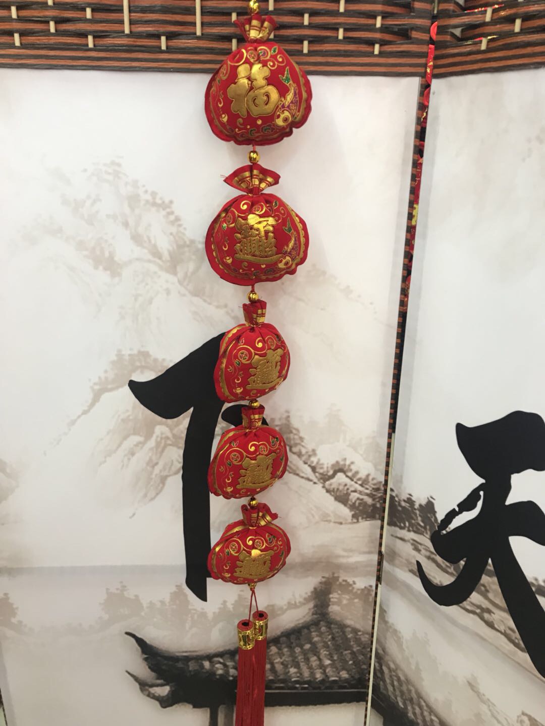 印花五头绒布挂件婚庆节庆用品