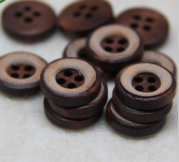 Clothing Button Wide Edge Buckle Four Eyes Wooden Button Round Button details Picture