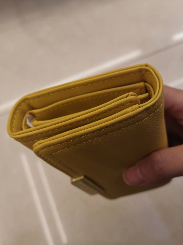 时尚女士短款三折钱包简约多功能卡包零钱包细节图