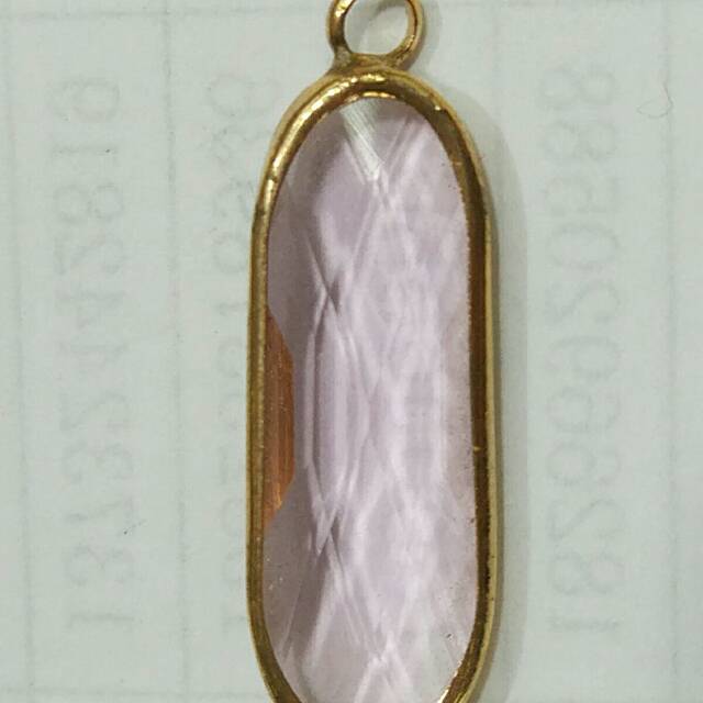 Trendy accessories: bracelets, necklaces, fashionable earrings, internet-famous clothing accessories, best-selling shoes, pendants, bracelets, necklaces details Picture