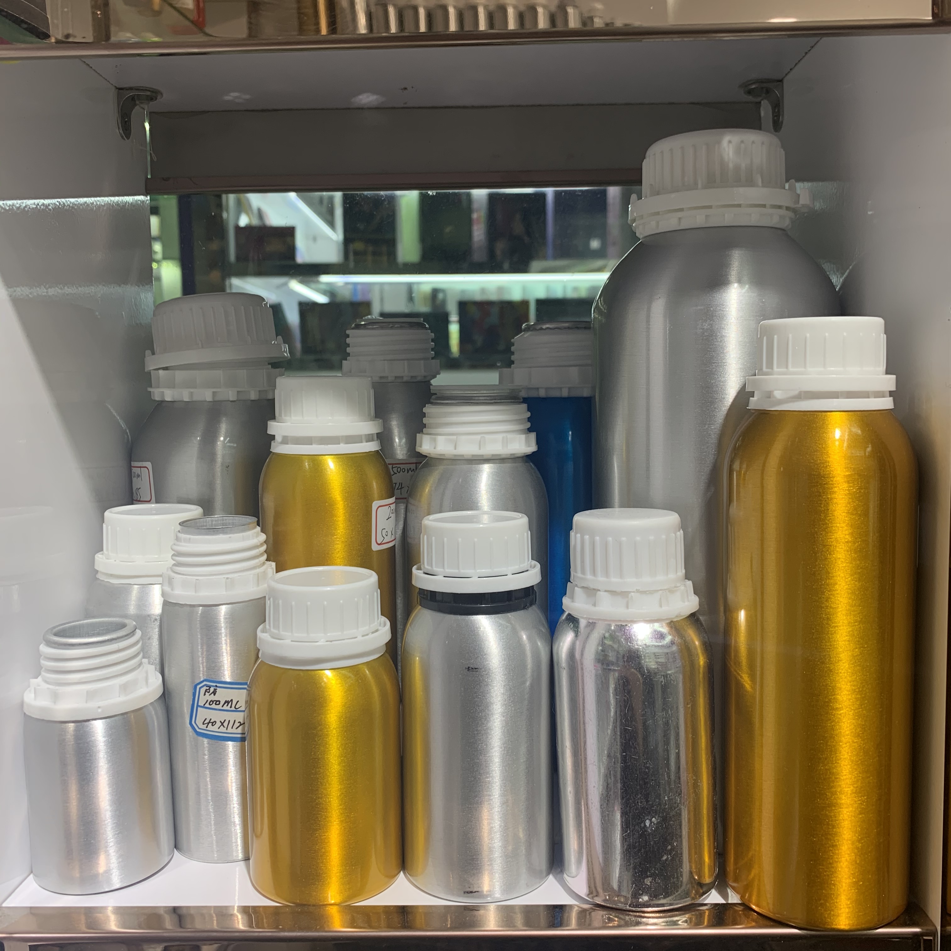 铝瓶水乳面霜分装瓶喷雾空瓶圆形瓶子耐高温不易破碎多规格可定制