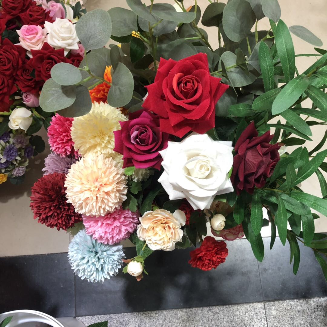 Factory Direct Flower Simulation Fake Flower Rose Wedding Bouquet Engineering Decorative Flower Arrangement