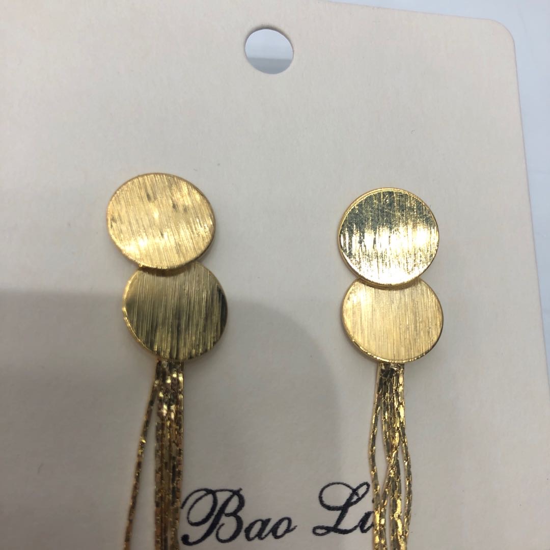 金属圆片流苏耳环2019新款潮韩国气质长款耳坠个性时尚网红耳饰产品图