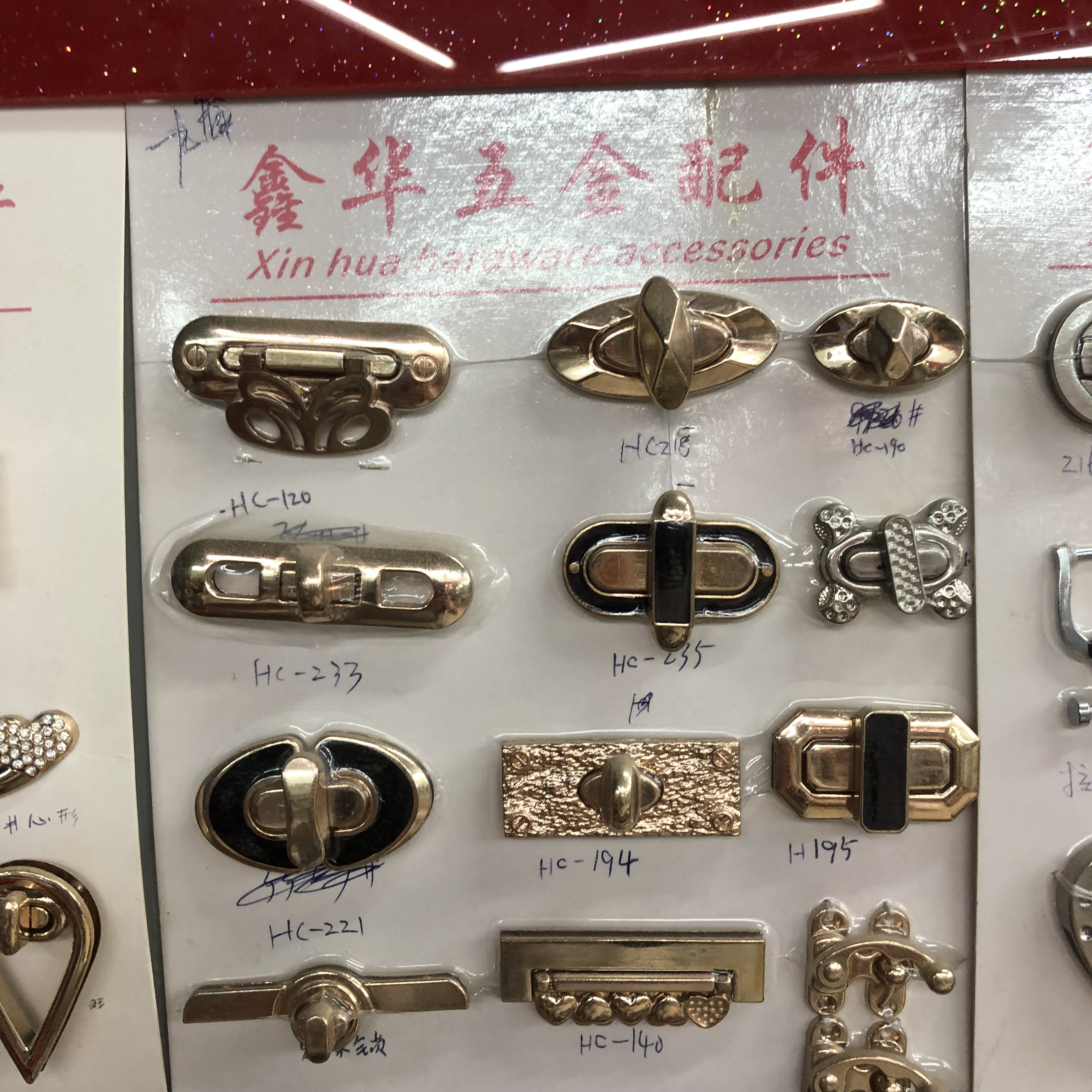 厂家直销 皮具包配件 五金包扣钥匙扣勾扣 包带配件挂钩扣