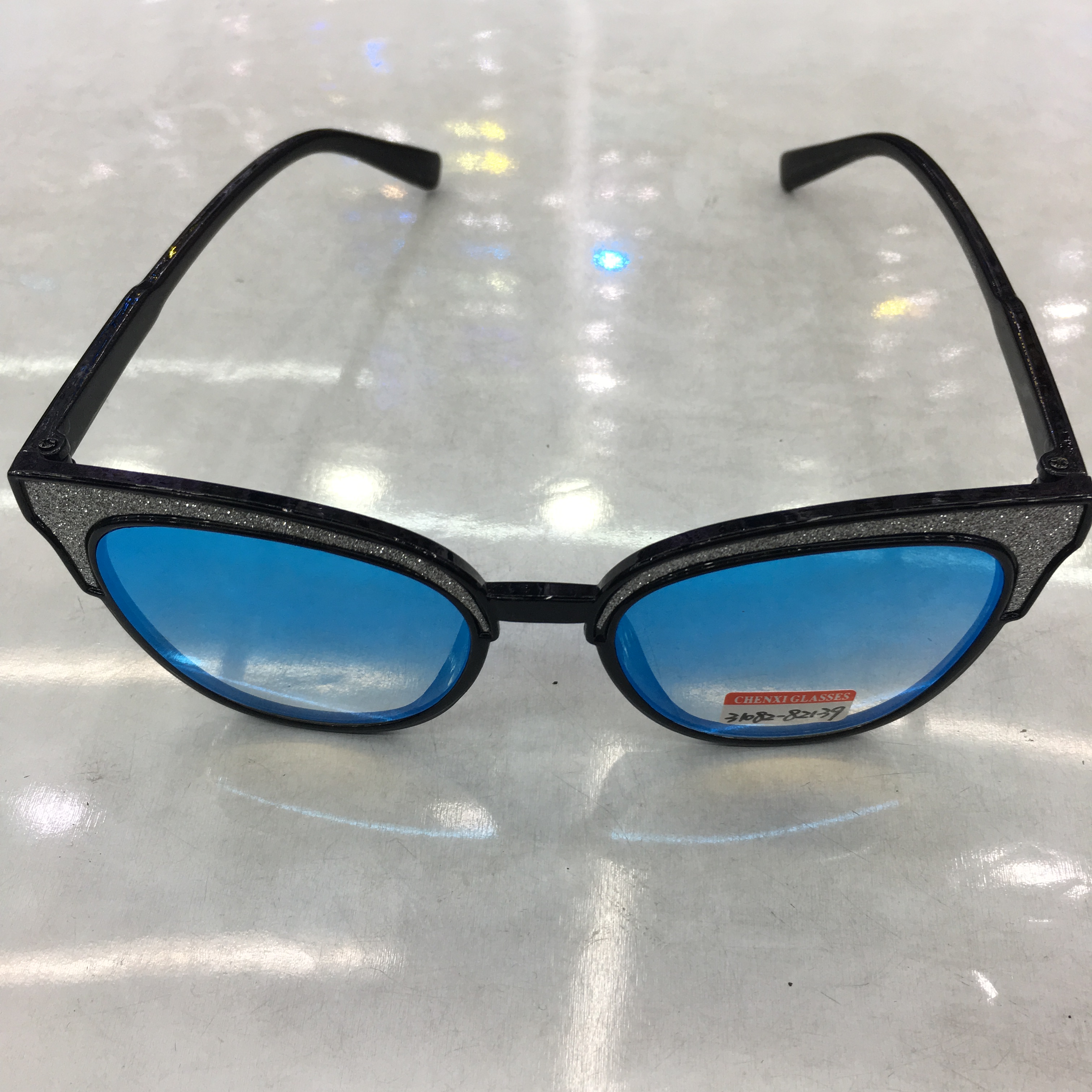 New Korean-style trendy UV-resistant sunglasses for men, fashionable eye protection glasses Specification image