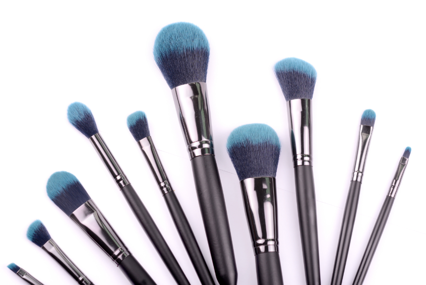 A set of 10 pieces of solid wood baking varnish brush with delicate wooden handle thumbnail