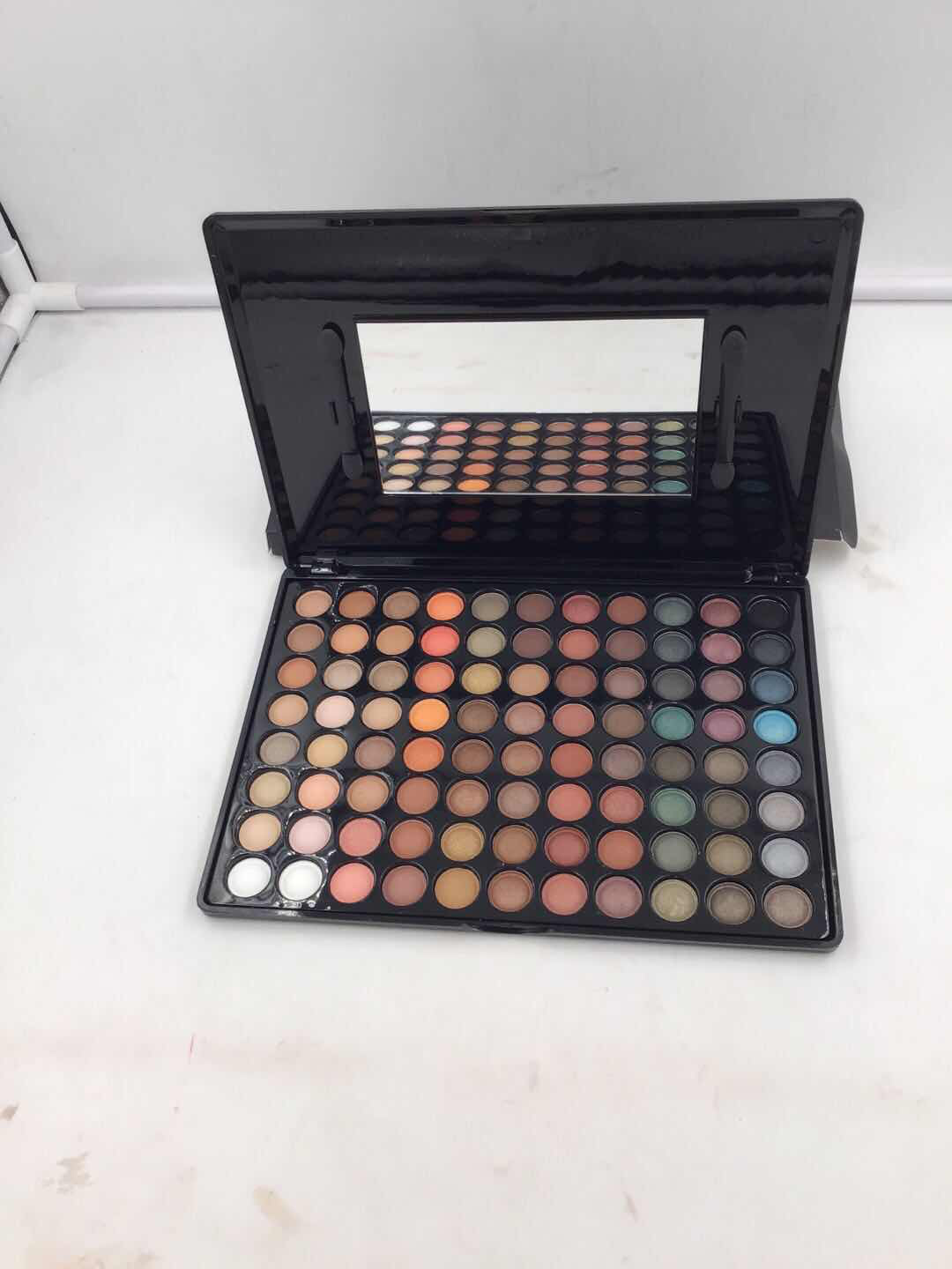 No Logo Classic 88 Color Earth Color Series Eyeshadow Tray 88P07 Specification drawing
