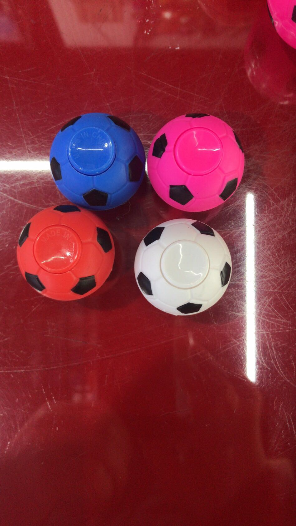 Fingertip off Plastic Toys 3.5cm Football Rotary ball Children's Toys Wholesale thumbnail
