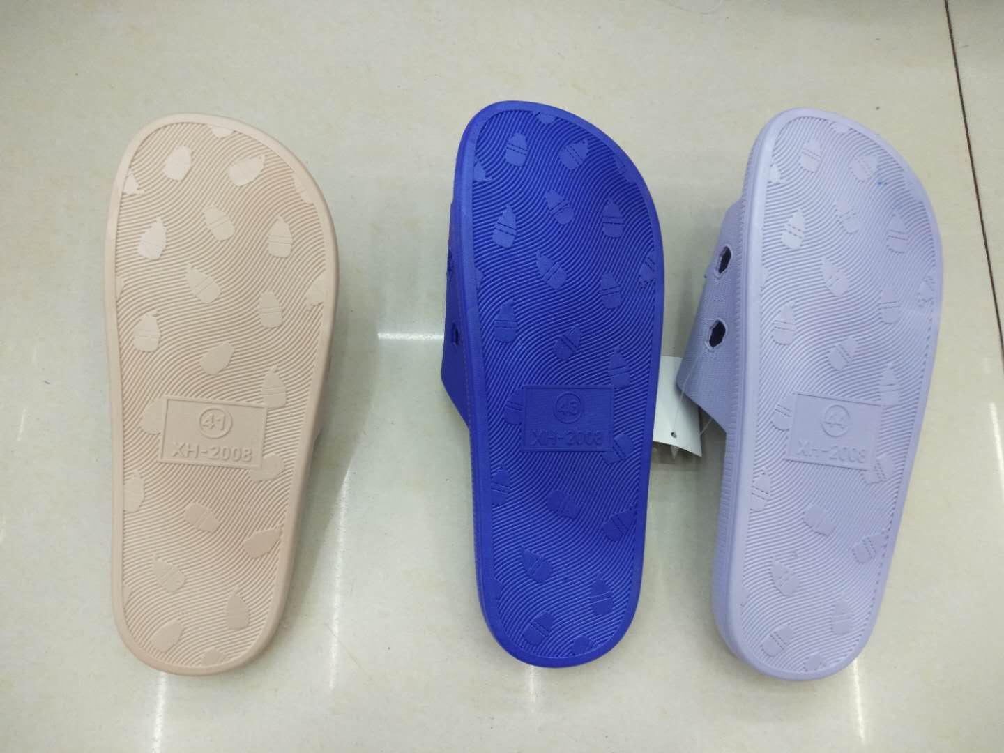 Anti-slip household bath anti-odor home couple cooling slippers for summer 2020