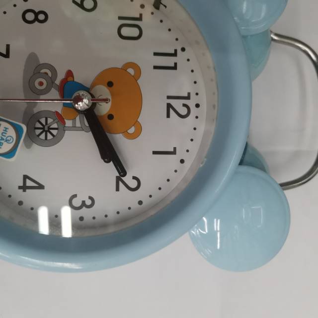 The alarm clock for students is a creative and personalized, lazy person's silent bedside night light alarm. The sound of the children's clock is extremely loud Specification image