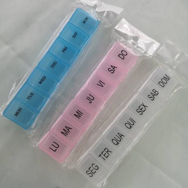 Color medicine box plastic medicine box Divided box plastic storage box medicine box thumbnail