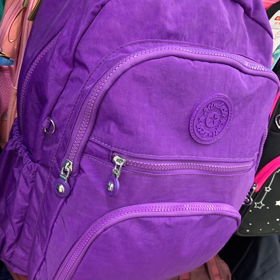 美迪莎8012高年级儿童轻便减负防水轻盈面料校园双肩背包产品图