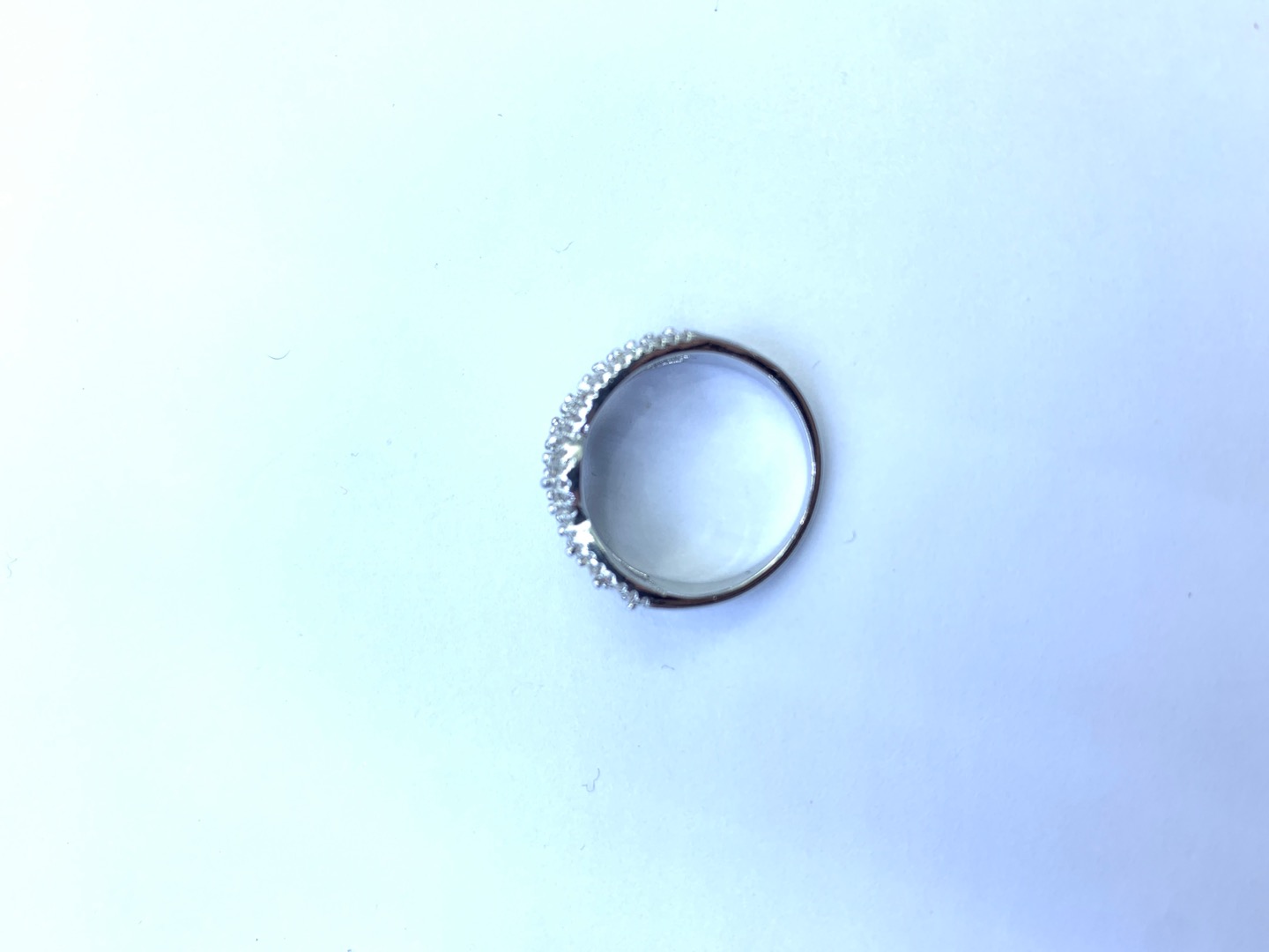 Exaggerated European and American trends all match women's rings