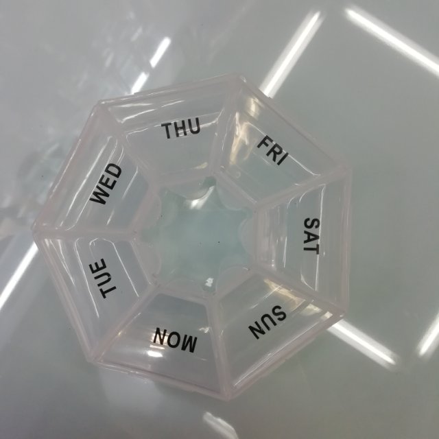 早中晚便携分装密封大容量分药器药盒圆