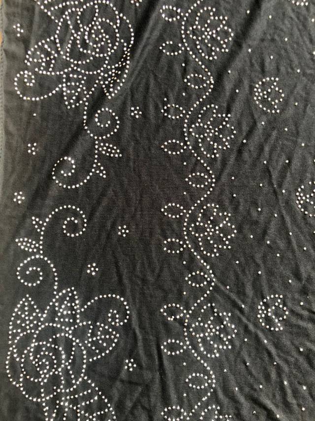 Women's Classic Muslim Headscarf With Scalded Drill Pattern Scarf details Picture