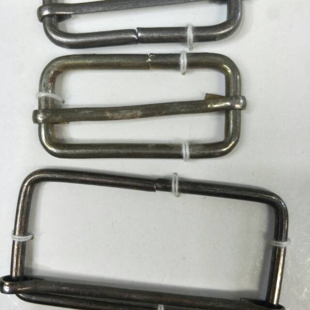 厂家直销金属电镀服装箱包用常规三挡扣产品图