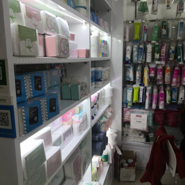 Pujiang Yani Wet Wipes Factory describe pic - 1