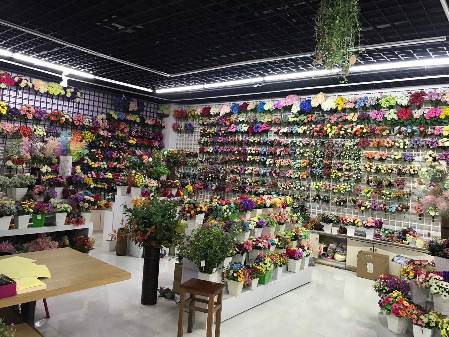 Yaxin Little Bee Flower Shop describe pic - 3