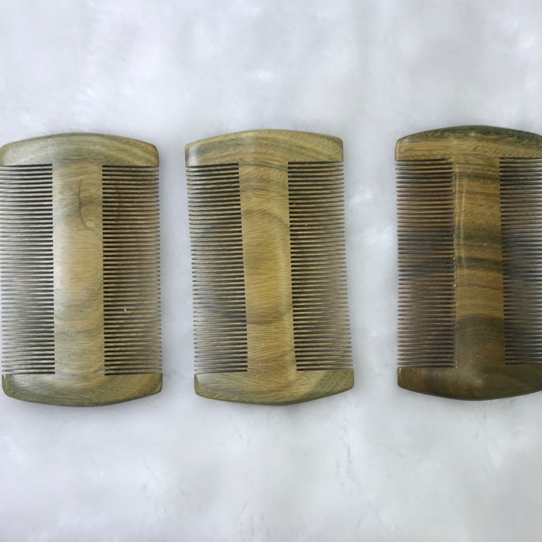 Natural sandalwood comb, baby comb, children's small dense teeth, convenient to carry, girls' home louse comb with dense teeth to scrape dandruff