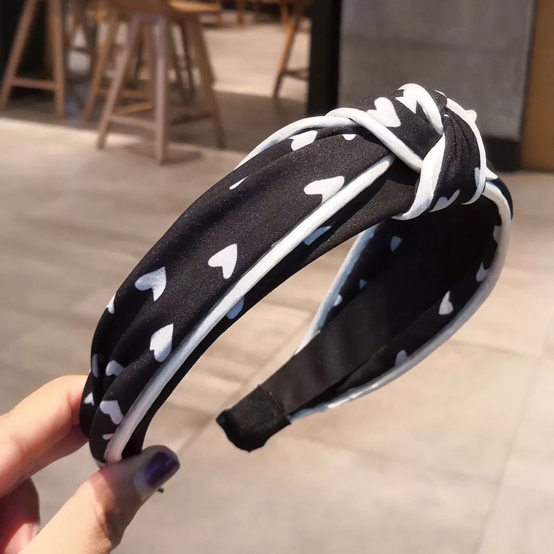 Original handcrafted fabric peach heart knot simple and versatile series hair band, exquisite piggy girl's must-have versatile accessory details Picture