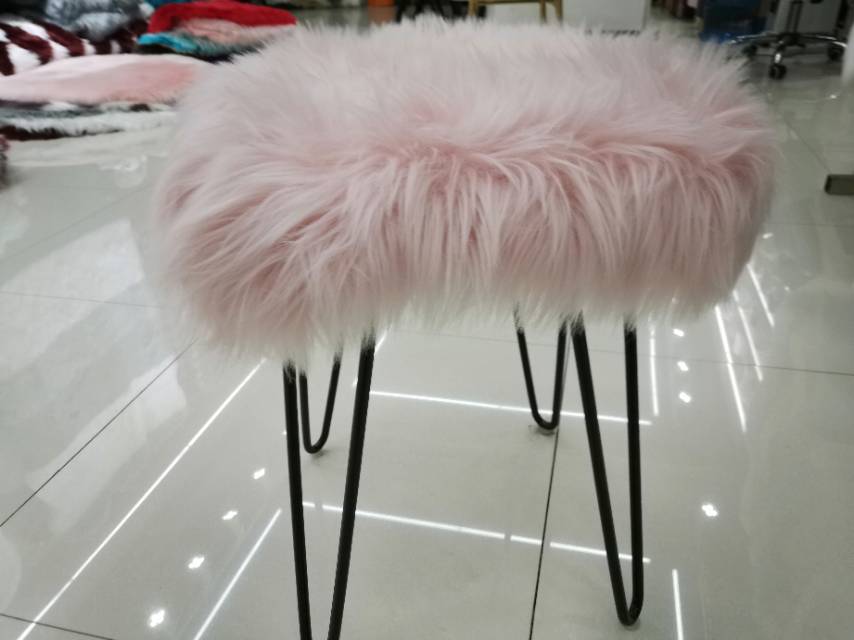 毛绒多色钢丝凳