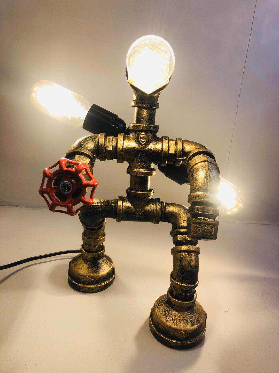 Industrial-style table lamp, personalized and creative decoration, coffee shop and bar table lamp, led retro and creative robot water pipe table lamp