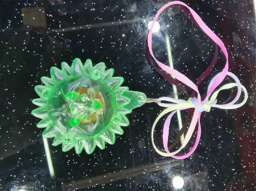 Sun Grandpa shaped electronic flashing and shining pendant, plastic material colored bulb