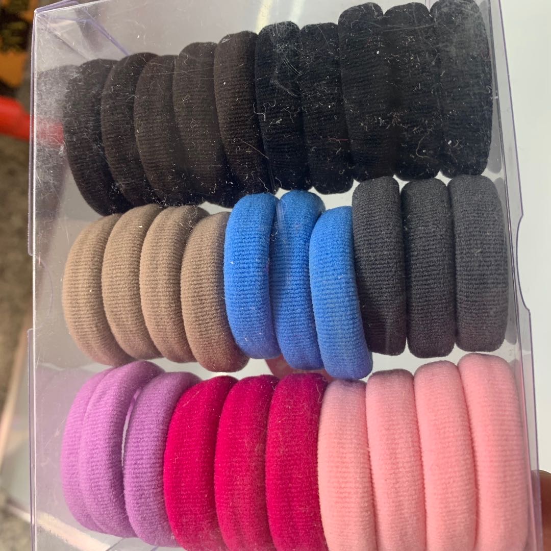 Factory direct sales of high-elasticity seamless hair bands, solid color versatile leather band Wenying accessories details Picture